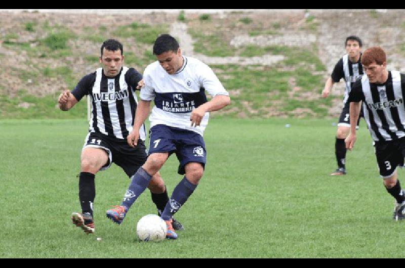 El choque de punteros finalizÃ³ empatado en el Estadio Central del Parque Carlos Guerrero 