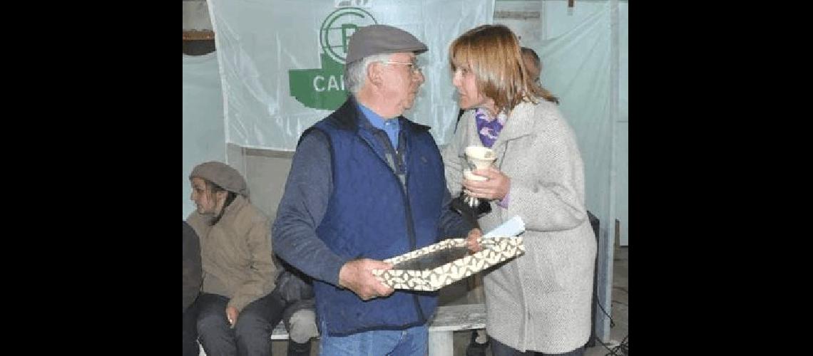 Norma Urruty (Carbap) visitÃ³ La Madrid y hablÃ³ sobre la situaciÃ³n del sector agropecuario y la relaciÃ³n con el Gobierno 