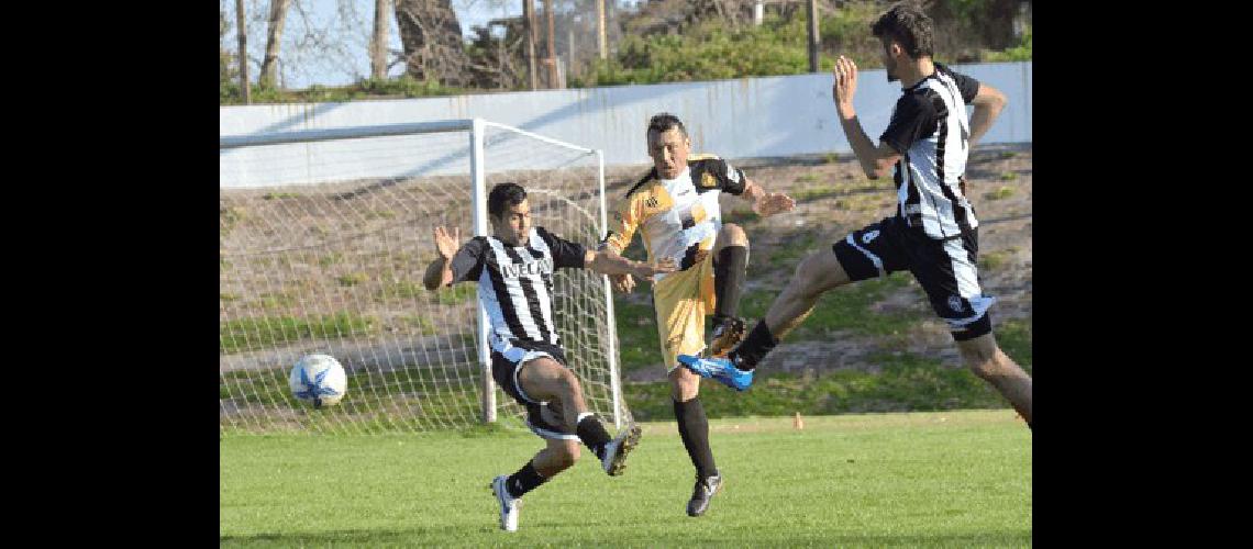 Estudiantes le ganÃ³ 2 a 1 a San MartÃ­n en el encuentro de la fase regular 