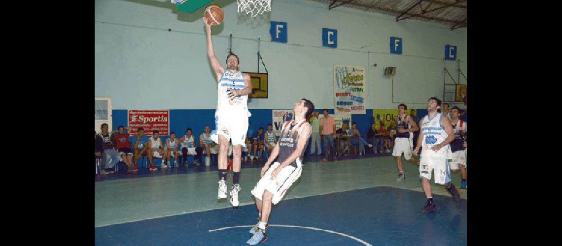 Alberto Offidani fue el goleador del equipo albiceleste con 21 puntos 