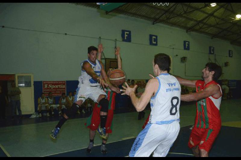 Ferro Carril Sud derrotÃ³ con mucho esfuerzo a los suarenses 