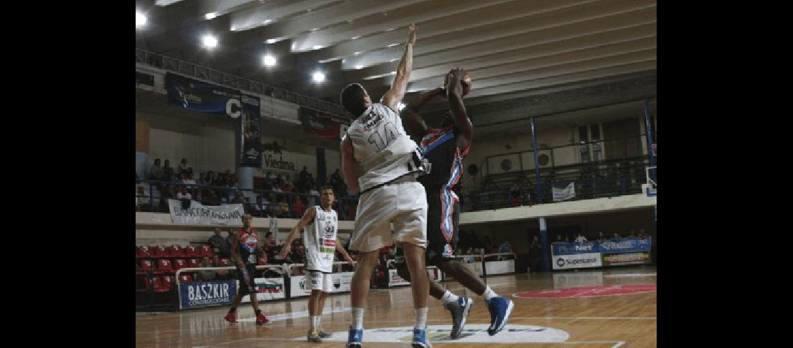 Estudiantes logrÃ³ un importante triunfo en Viedma y derrotÃ³ a Alianza 