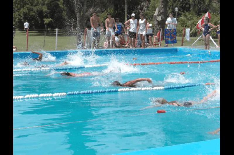 Chicos de La Madrid Laprida y JuÃ�rez compitieron en el encuentro de nataciÃ³n organizado por Ingeniero 