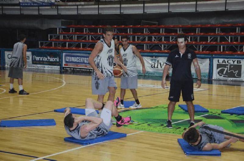 Estudiantes entrenÃ³ ayer en el Maxigimnasio de cara a su prÃ³ximo objetivo- Anzorena de Mendoza 