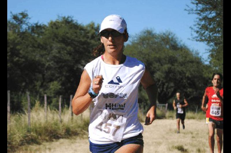 La atleta Cecilia FernÃ�ndez fue segunda en la clasificaciÃ³n de damas 