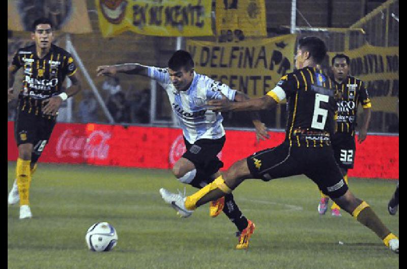 Racing viene de igualar ante Olimpo 0 a 0 en BahÃ­a Blanca por el torneo de Primera DivisiÃ³n 