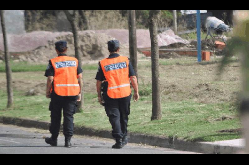 Los nuevos policÃ­as ya cumplen tareas de patrulla por la ciudad 