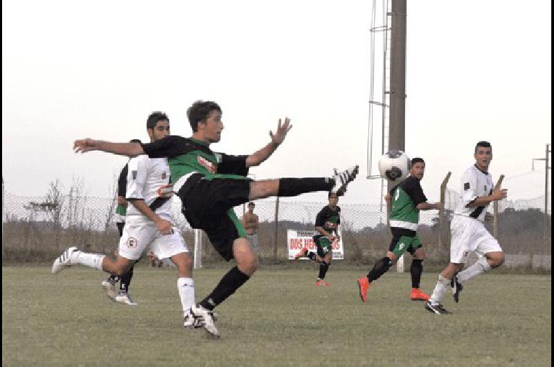 Hinojo y Sierra Chica vienen de jugar el clÃsico 