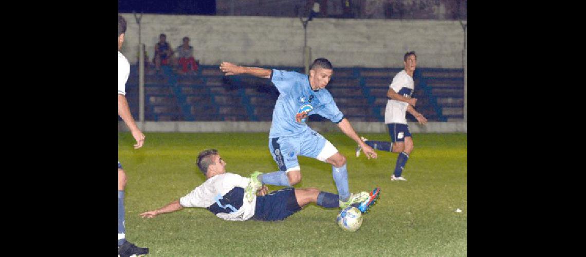 De noche como de dÃ­a la victoria quedÃ³ para Ferro 