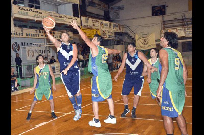 Ignacio Catanzaro totalizÃ³ 28 puntos y fue la gran figura en el triunfo de El FortÃ­n 