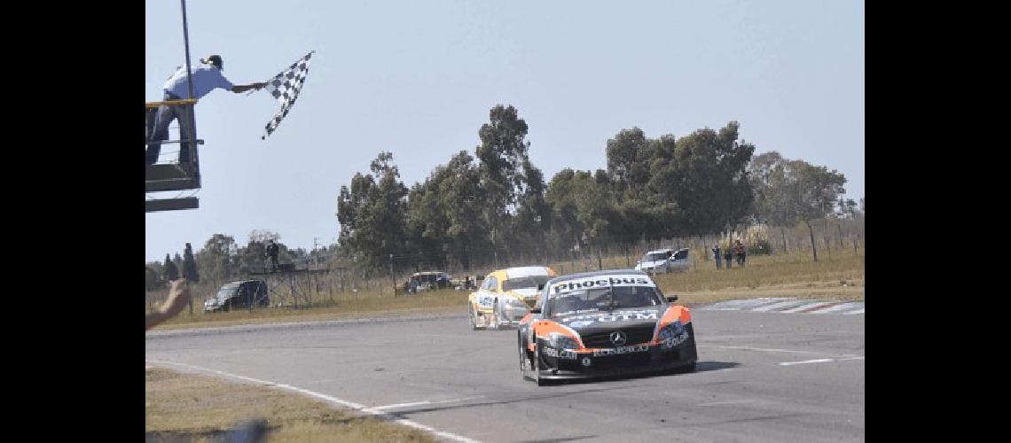 AgustÃ­n Canapino del Midas Racing Team confirmÃ³ su buen momento en OlavarrÃ­a 