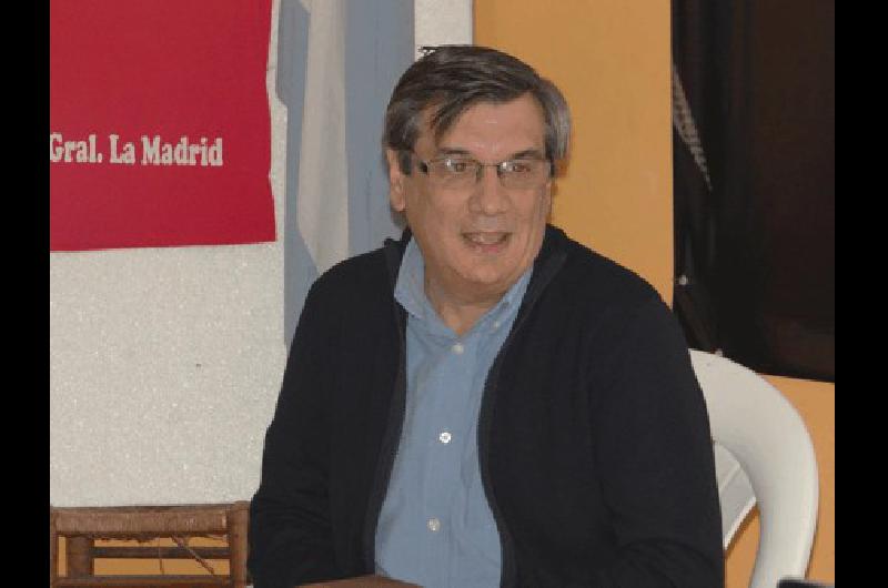 Sergio Buil brindÃ³ una charla sobre desarrollo local y hablÃ³ sobre la experiencia en el Municipio del que es jefe comunal Rivadavia 