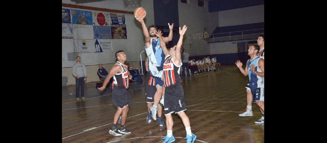 El equipo albo derrotÃ³ anoche a los funebreros de Azul 