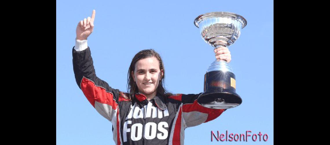 La Copa en lo mÃ�s alto Josefina Vigo ganÃ³ el domingo en La Plata su primera carrera en el GT 2000 