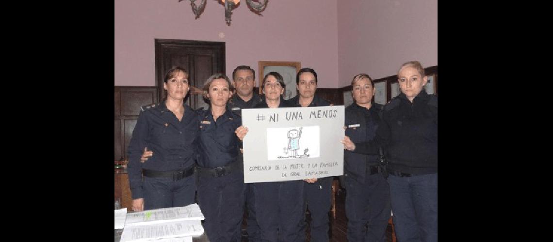 En La Madrid se realizÃ³ una reuniÃ³n regional de ComisarÃ­as de la Mujer y la Familia 