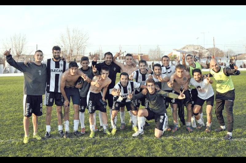 Estudiantes festejÃ³ en el Colasurdo Le ganÃ³ a Ferro y es el campeÃ³n del Inicial 