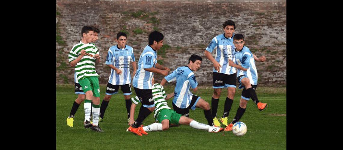 Ferro Carril Sud y Bella Vista se enfrentaron en el Parque Carlos Guerrero 