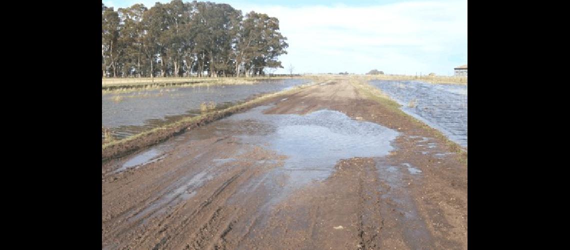 La situaciÃ³n de los caminos en la zona de Raulet es preocupante advierten desde la ComisiÃ³n de Usuarios de Caminos Viales de La Madrid 