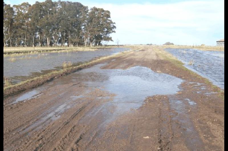 La situaciÃ³n de los caminos en la zona de Raulet es preocupante advierten desde la ComisiÃ³n de Usuarios de Caminos Viales de La Madrid 