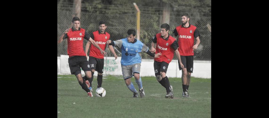 Loma Negra viene de derrotar al campeÃ³n Hoy serÃ visitante de Sierra Chica 