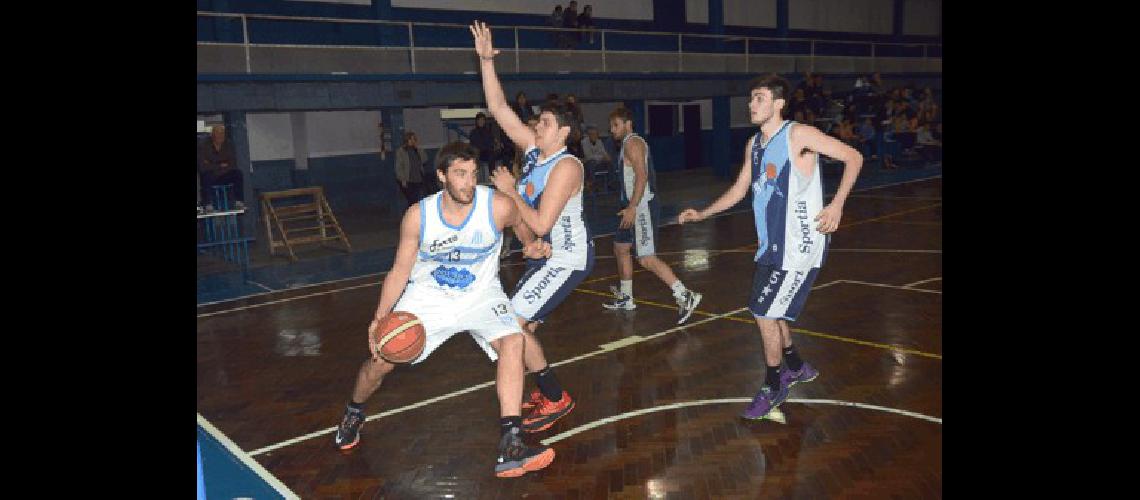 SebastiÃn Masson con 16 puntos fue clave en la victoria carbonera 