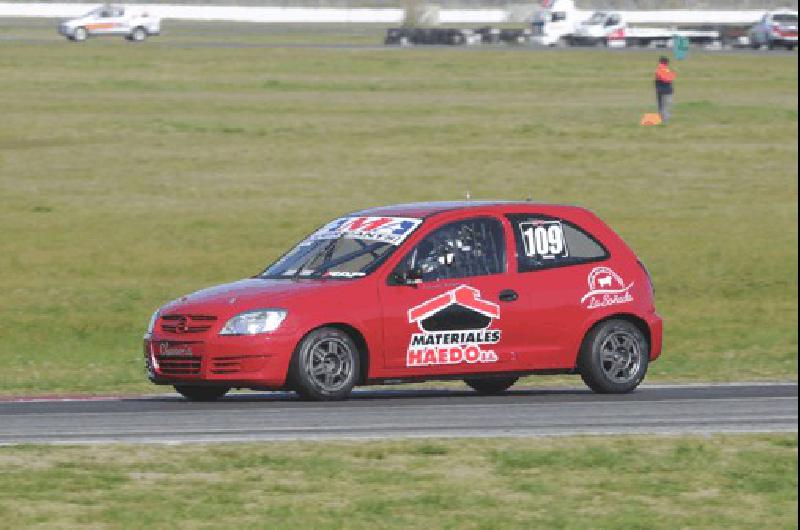 Emanuel Bibiloni tuvo problemas con la parte delante del Suzuki y se complicÃ³ en la clasificaciÃ³n 