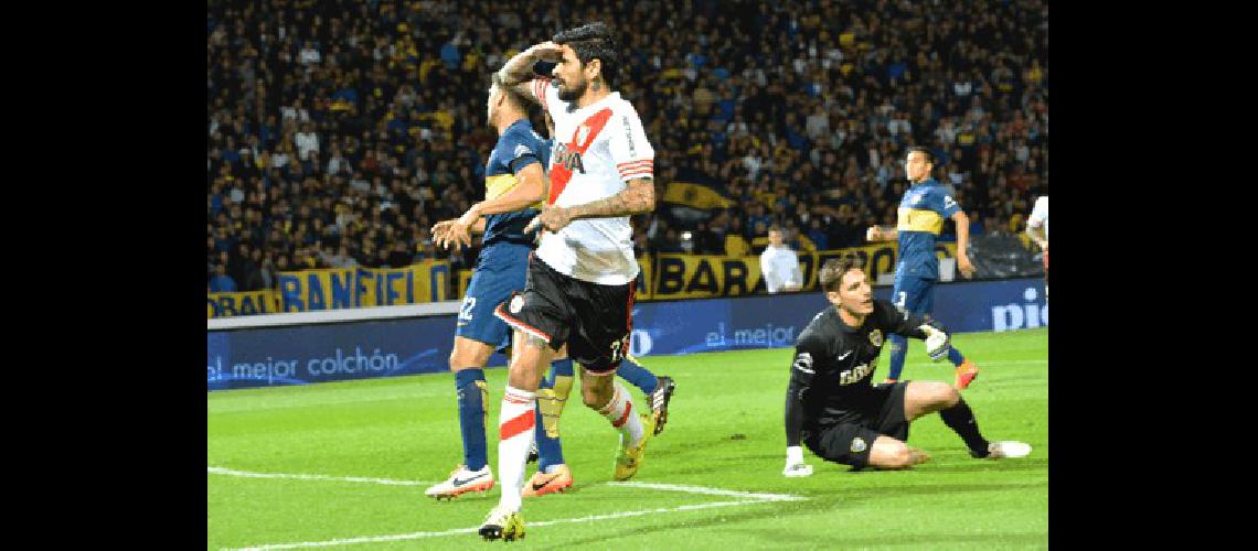 Lucho GonzÃlez anotÃ³ el gol de River Plate 