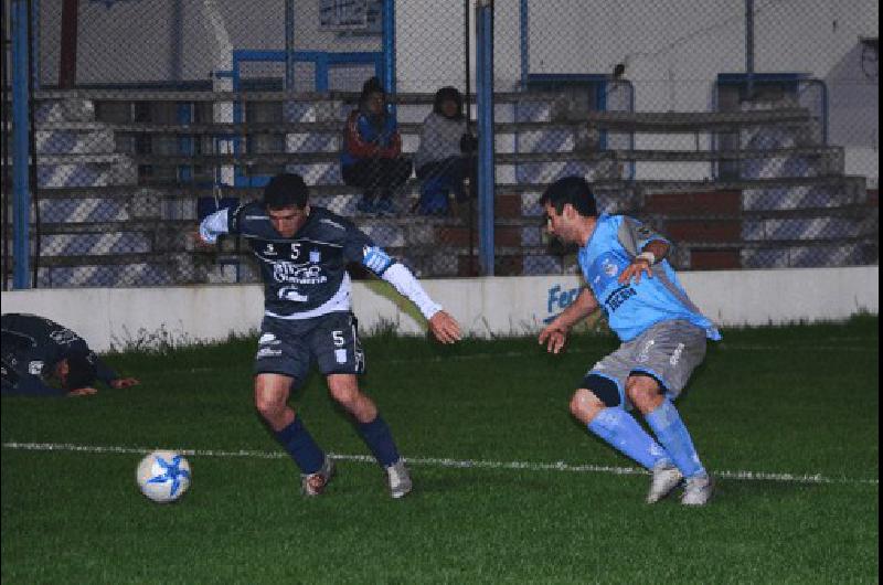 Ferro le dio vuelta el resultado a Loma Negra y se adelantÃ³ en la serie 