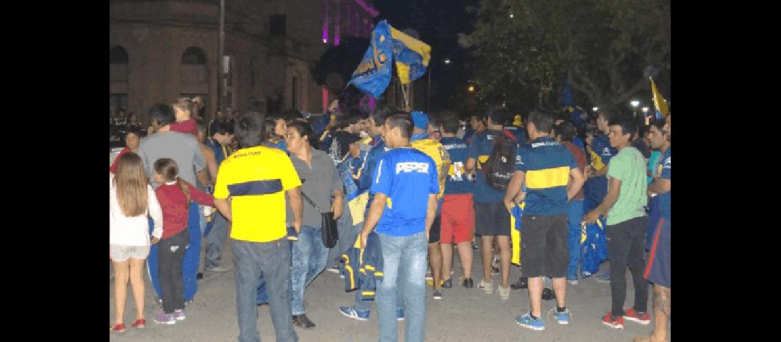 Los hinchas de Boca en La Madrid festejaron la obtenciÃ³n del campeonato 