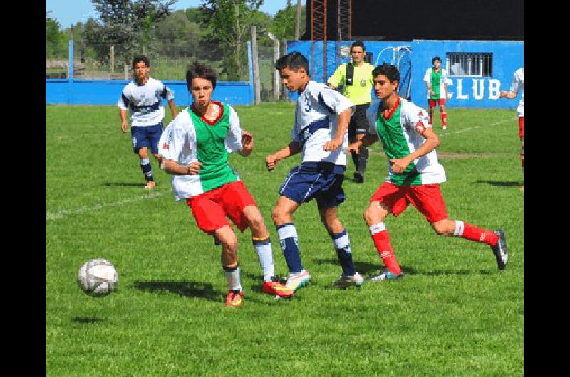 En La Madrid el Deportivo Barracas hizo las veces de local ante Club de Pelota 