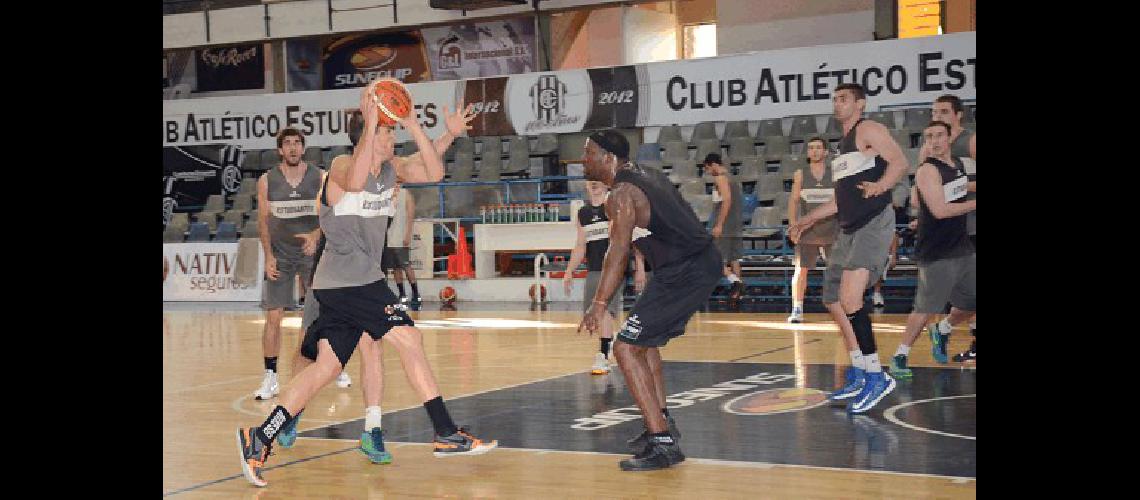 El equipo albinegro debutarÃ esta noche en la segunda fase del Torneo Nacional de Ascenso (TNA) 