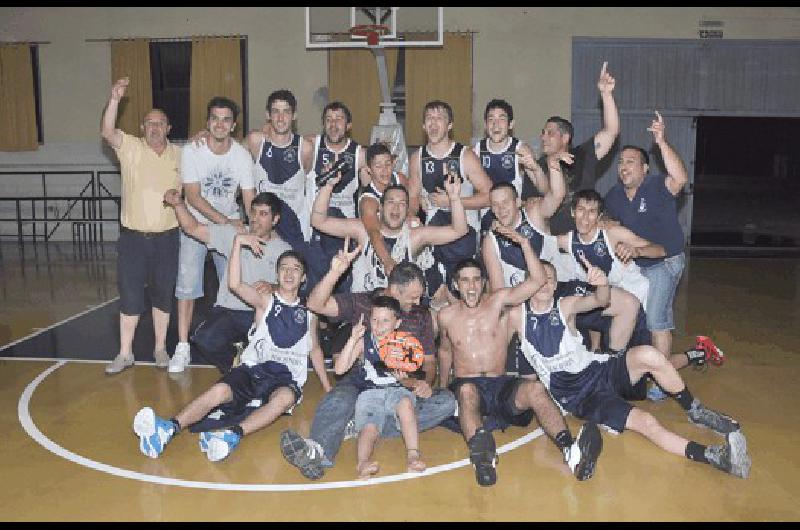 El equipo fortinero de Irineo Galli festejÃ³ el tÃ­tulo del Clausura en su Gimnasio Amadeo Bellingeri 