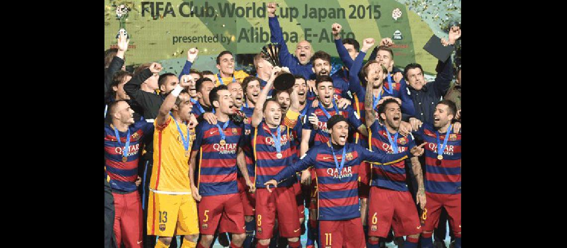 Barcelona y su sana costumbre de festejar Ayer lo hizo en JapÃ³n tras superar a River 