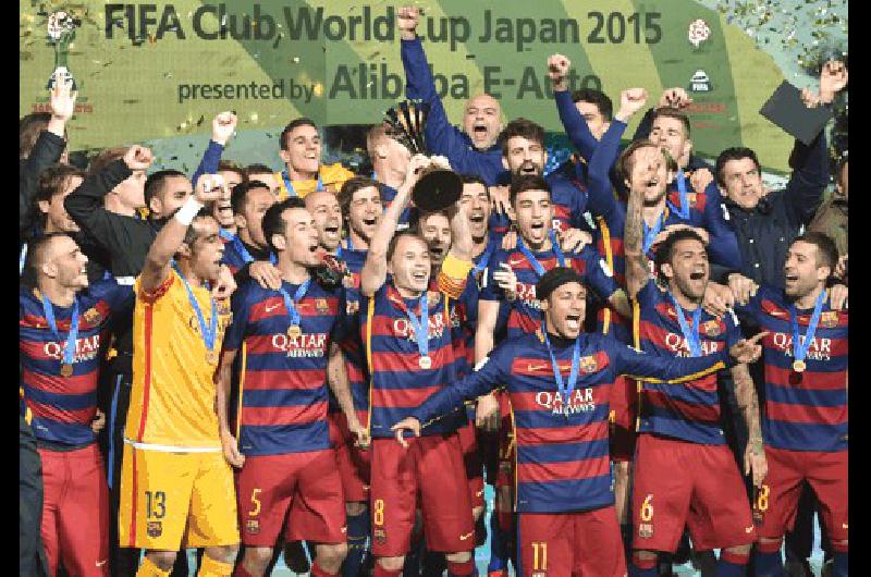 Barcelona y su sana costumbre de festejar Ayer lo hizo en JapÃ³n tras superar a River 