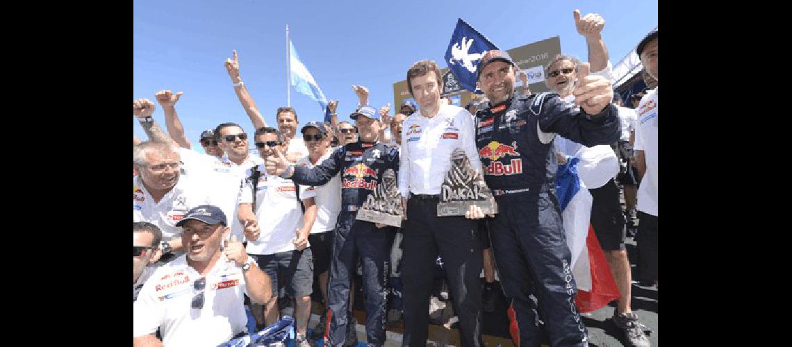 Peterhansel y Peugeot fueron invencibles en el Dakar 2016 