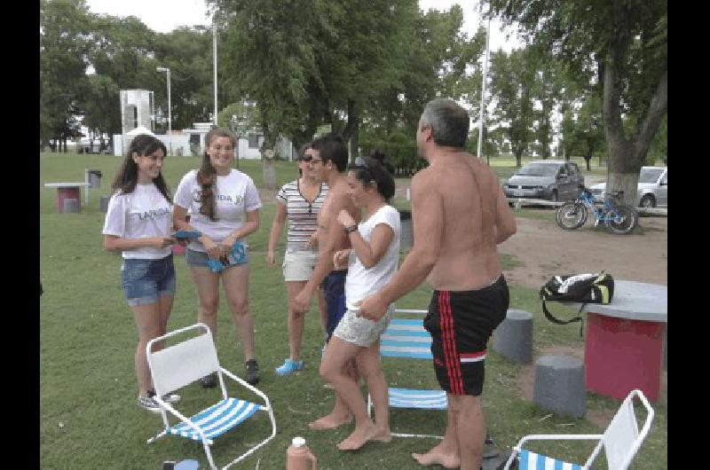 Laprida promocionÃ³ sus actividades en el balneario Eduardo Baraboglia 