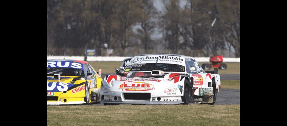 Alejandro Weimann con la Dodge del Laboritto Jrs tendrÃ� dos fechas en OlavarrÃ­a con el TC Pista Mouras 