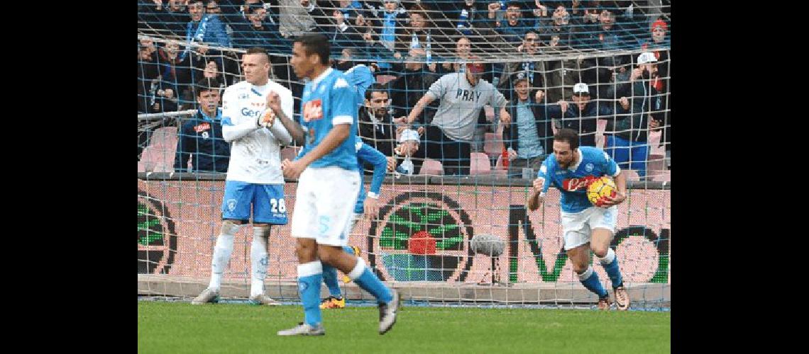 El grito de Gonzalo HiguaÃ­n que marcÃ³ el 1-1 temporal 