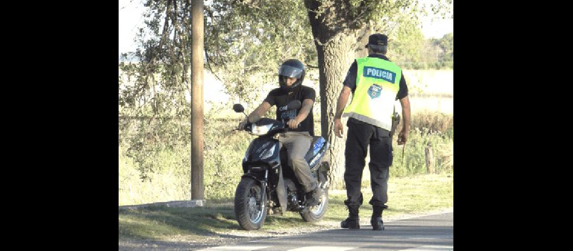 La PolicÃ­a y TrÃ�nsito de La Madrid continÃºan con los operativos viales 