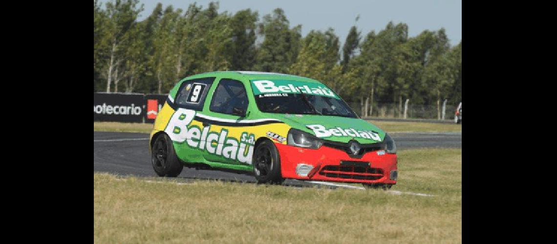 AgustÃ­n Herrera cambiÃ³ de diseÃ±o en 2016 El Renault Clio se mostrÃ³ rendidor en La Plata 