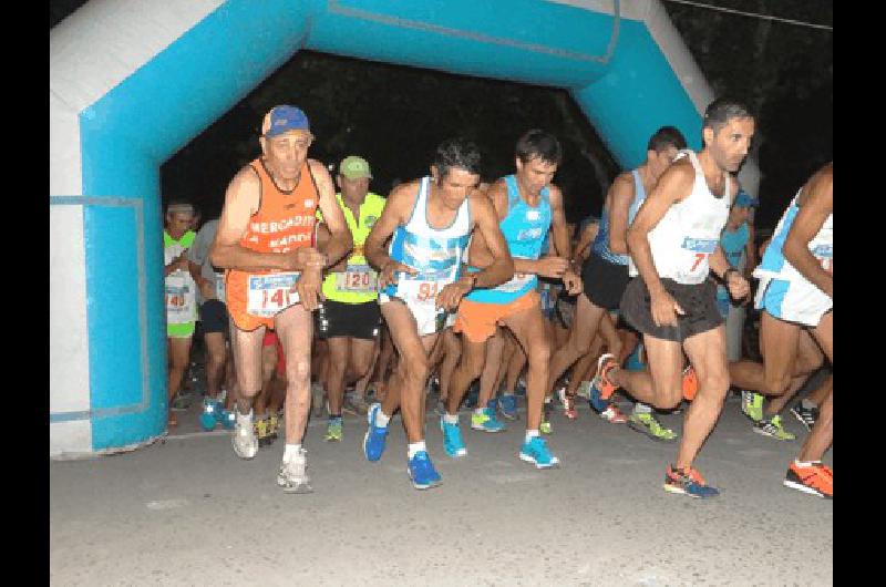 Un keniata triunfoacute en caballeros y podio femenino lapridense en la Maratoacuten Aniversario de La Madrid