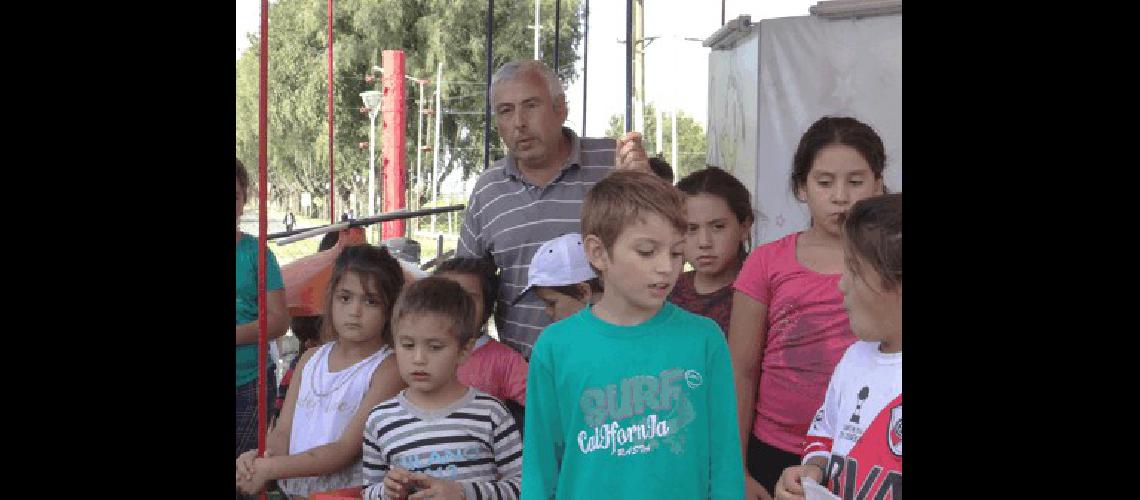 Kitito Baldi festejÃ³ los 15 aÃ±os como calesitero junto a los chicos 