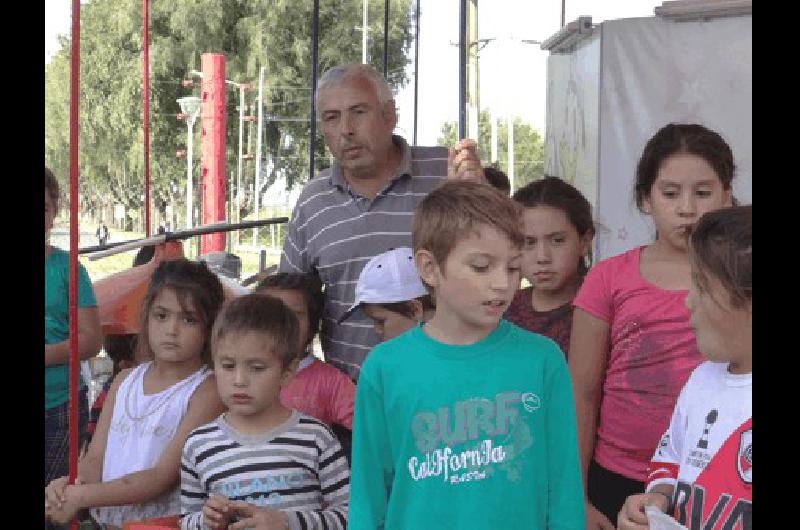 Kitito Baldi festejÃ³ los 15 aÃ±os como calesitero junto a los chicos 