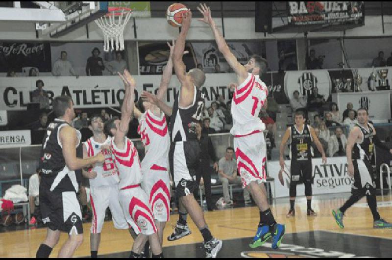 Estudiantes ganÃ³ el miÃ©rcoles el primer partido ante el Globo y esta noche irÃ por otro triunfo en casa 