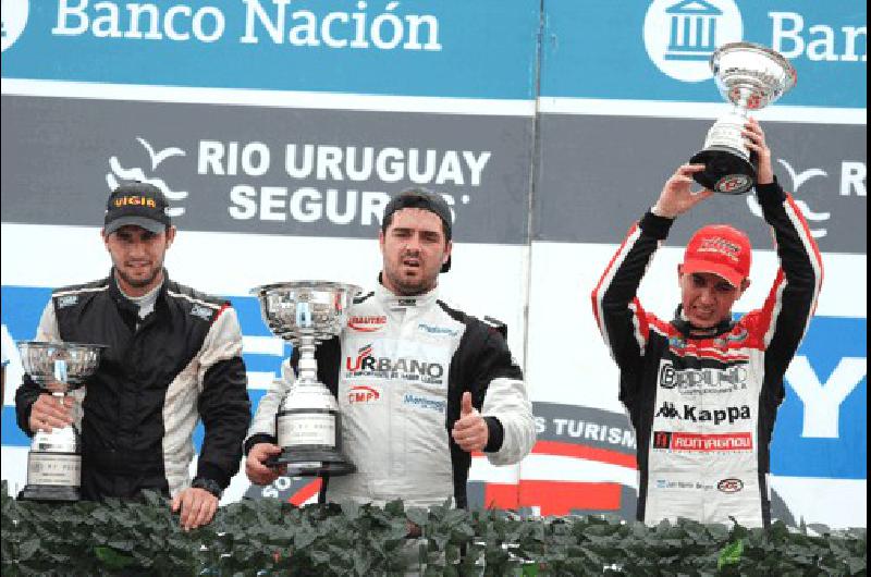 Muchiut Urreta y Bruno el podio del TC Pista en Concordia 