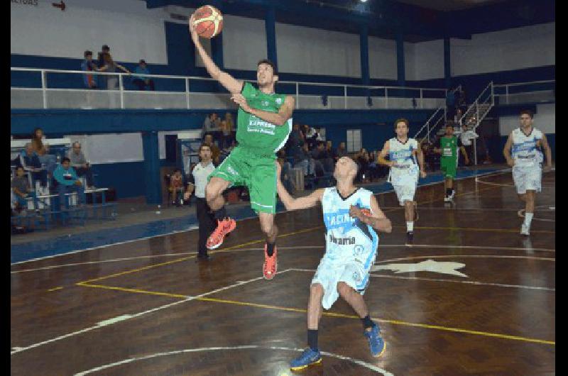 Racing A Club jugÃ³ de menor a mayor y lo pudo dar vuelta en el cuarto final 