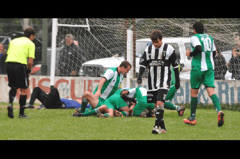 Juventud festeja el primero de Ignacio CÃ³rdoba en la victoria de ayer ante Newbery 