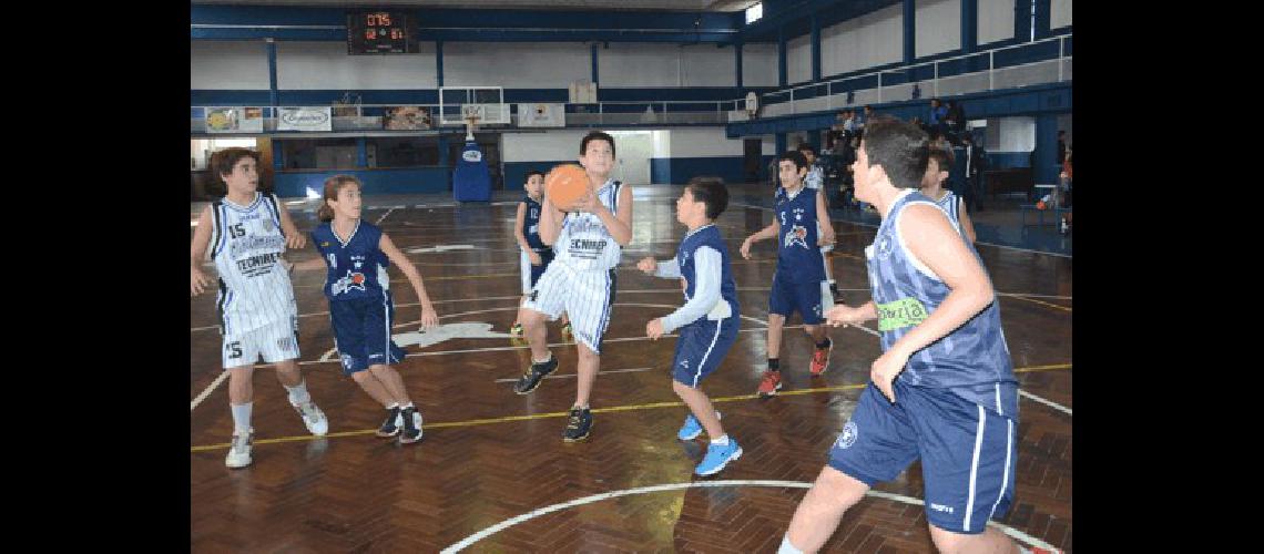 Racing A Club recibiÃ³ el sÃbado a Comercio de General Alvear 