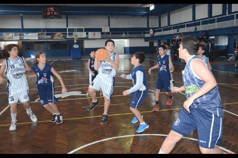 Racing A Club recibiÃ³ el sÃbado a Comercio de General Alvear 