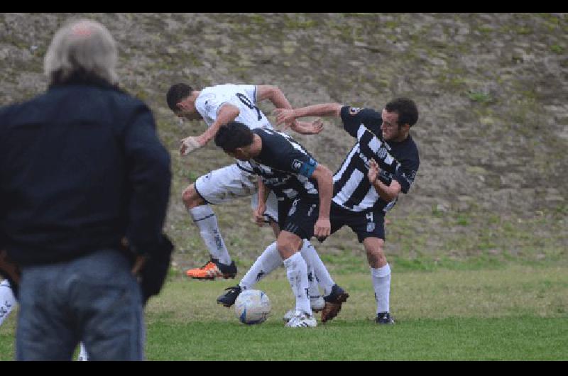 Racing A Club lÃ­der con 19 puntos viene de superar a Estudiantes en el clÃsico 